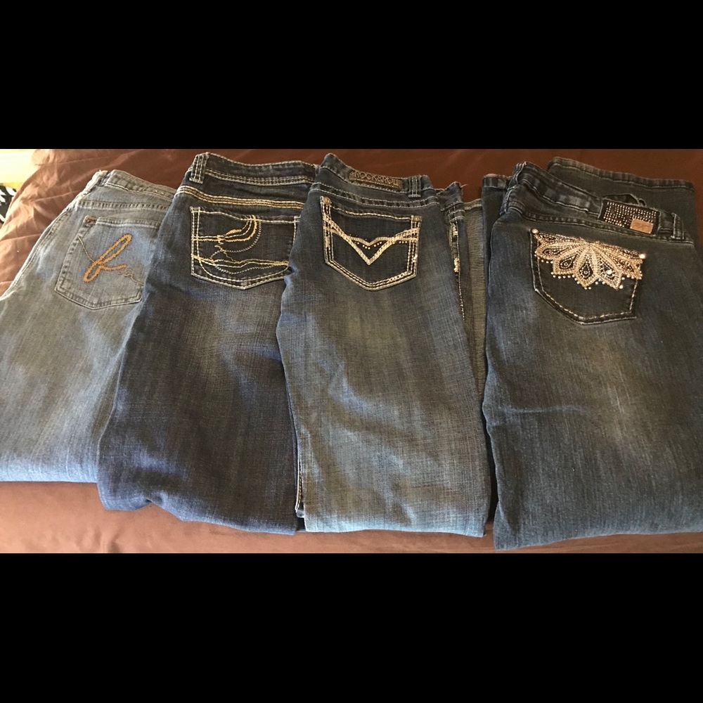 4 Pairs of Jean
